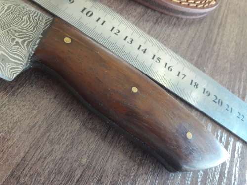 Handmade DAMASCUS Steel Skinning Knife with Wooden handle scales. FULL TANG !!!!!