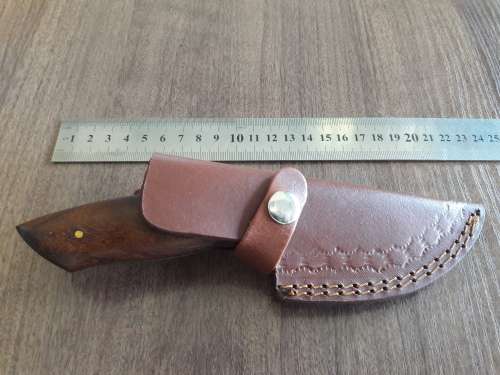 Handmade DAMASCUS Steel Skinning Knife with Wooden handle scales. FULL TANG !!!!!