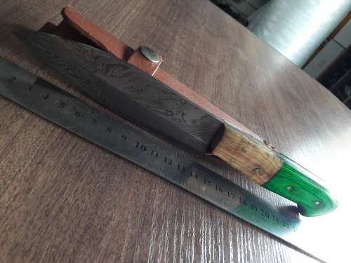 Handmade DAMASCUS Steel Hunting Knife with Wooden handle scales.FULL TANG !!!!!!