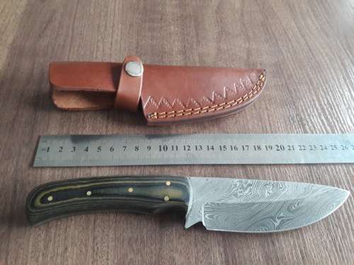 Handmade DAMASCUS Steel Hunting Knife, FULL TANG, with MICARTA handle scales.