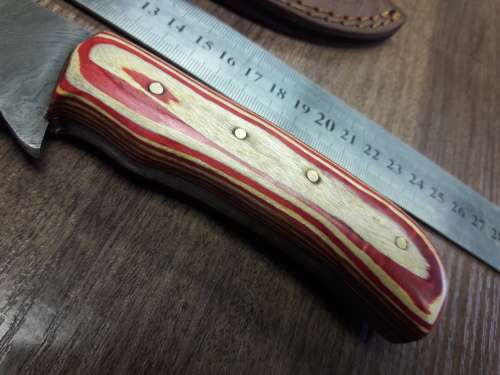 Handmade DAMASCUS Steel Hunting Knife with Wooden handle scales.FULL TANG !!!!!!