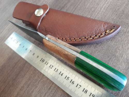 Handmade DAMASCUS Steel Hunting Knife with Wooden handle scales.FULL TANG !!!!!!