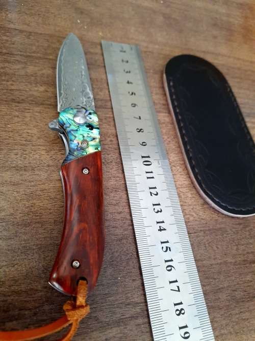 Damascus VG-10 Stainless Steel folding knife, RAZOR Sharp, Rosewood & Shell handle.