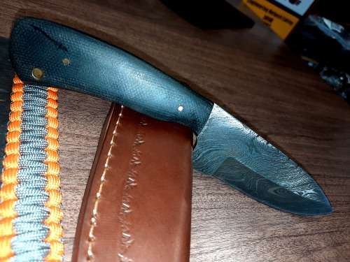 Handmade Damascus steel HUNTING  knife with MICARTA handle scales. FREE BRACELET