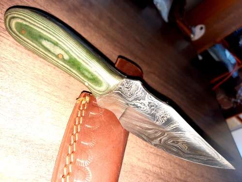 Handmade Damascus steel HUNTING  knife with MICARTA handle scales. FREE Leather Pouch.