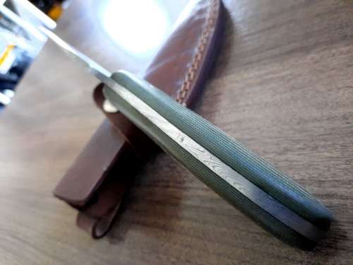 Handmade Damascus steel HUNTING  knife with MICARTA handle scales. FREE Leather Pouch.