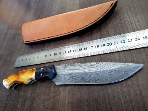 Handmade DAMASCUS Steel Hunting Knife, BURNT Camel Bone & Wooden Handle scales.