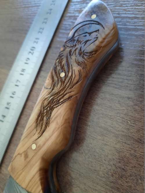 Handmade Damascus steel HUNTING Knife with Wooden handle scales, No leather included.