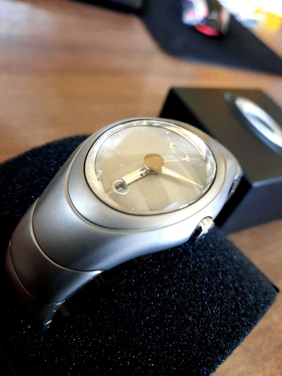 Unisex Titanium Oakley "TimeBomb" Watch, Inertial Generator World Movement. X-Metal Titanium