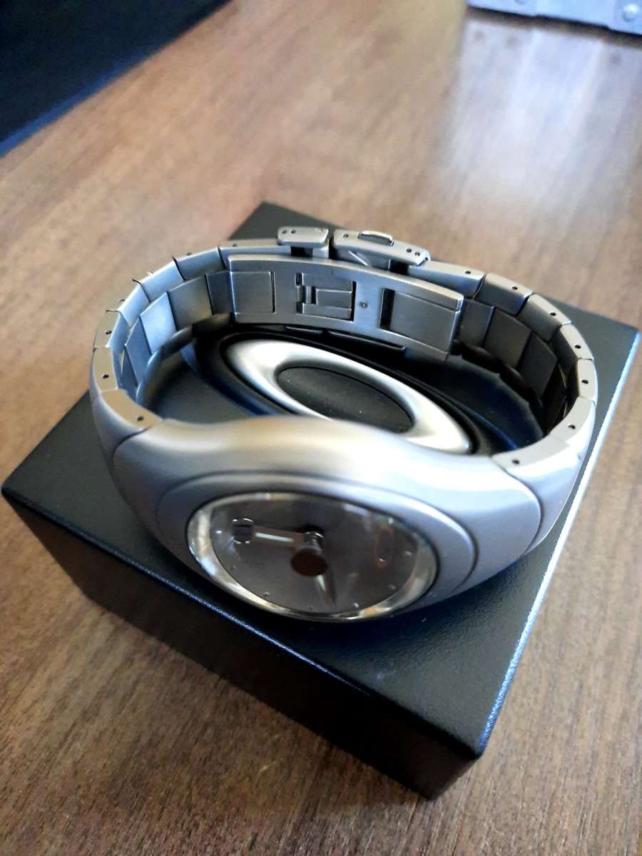 Unisex Titanium Oakley "TimeBomb" Watch, Inertial Generator World Movement. X-Metal Titanium