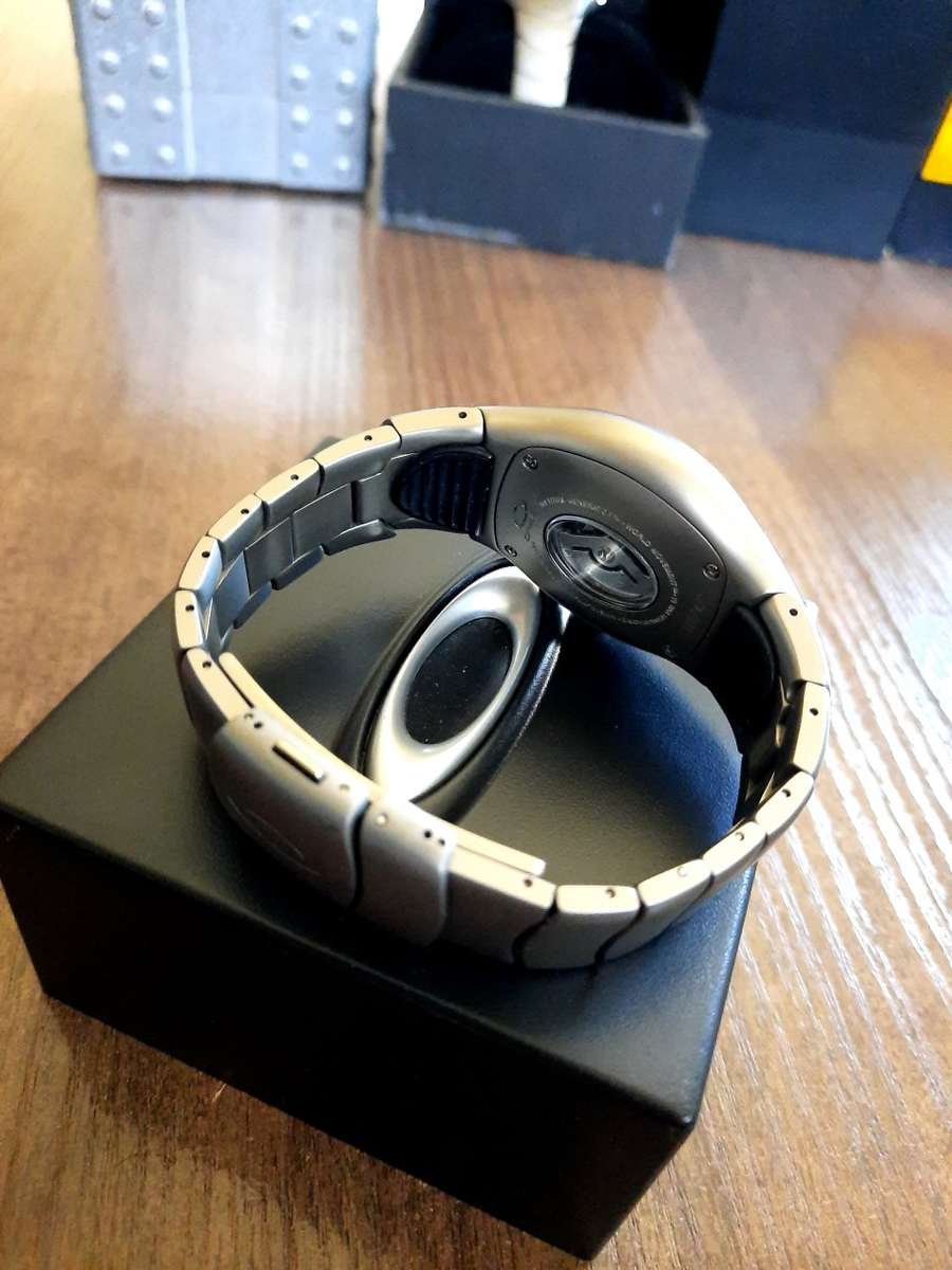 Unisex Titanium Oakley "TimeBomb" Watch, Inertial Generator World Movement. X-Metal Titanium