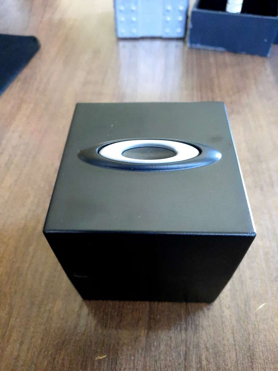 Unisex Titanium Oakley "TimeBomb" Watch, Inertial Generator World Movement. X-Metal Titanium