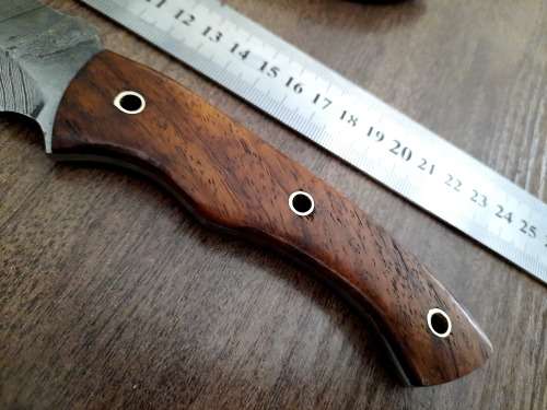 Handmade Damascus steel HUNTING Knife with Wooden handle scales, Perfect Gift for him.