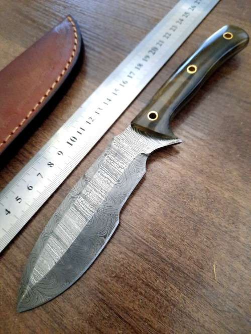 Handmade Damascus steel HUNTING Knife with Epoxy Resin handle scales, Crazy R1 start.