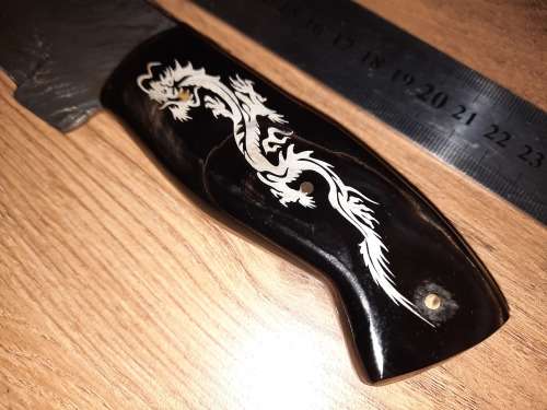 Handmade Damascus steel HUNTING  knife with BULL HORN handle scales. PLEASE READ Description.  !