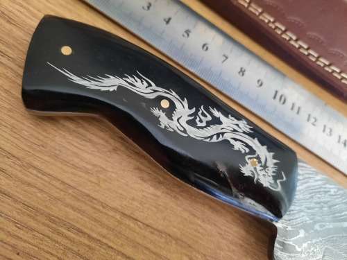 Handmade Damascus steel HUNTING  knife with BULL HORN handle scales. PLEASE READ Description.  !