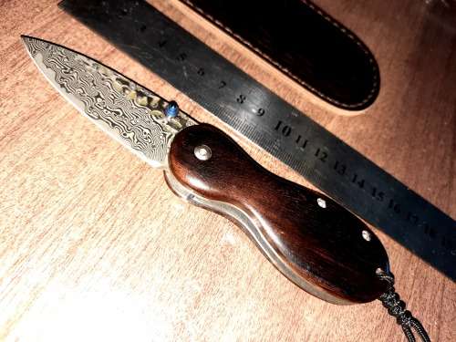 Damascus VG-10 Stainless Steel folding knife, RAZOR Sharp, New Stock, High Quality, Ebony handle.