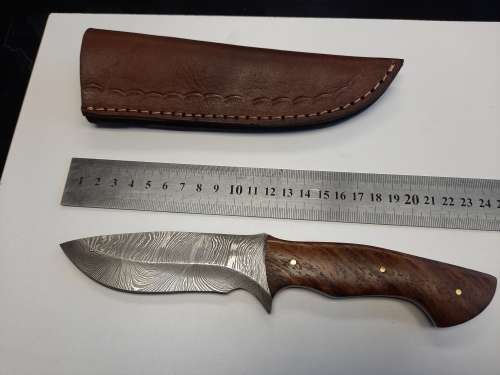 Handmade Damascus steel HUNTING Knife with Wooden handle scales. The exact knife you will receive.