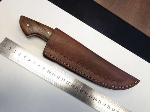 Handmade Damascus steel HUNTING Knife with Wooden handle scales. The exact knife you will receive.