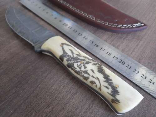 Handmade Damascus steel HUNTING  knife with Camel Bone handle scales. Crazy R1 start auction.