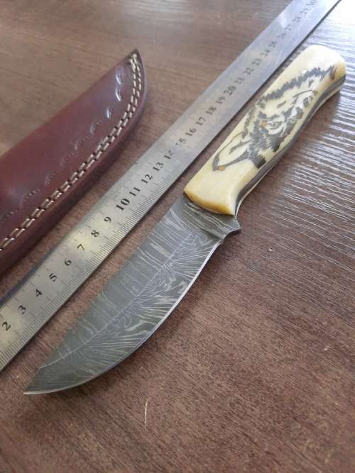 Handmade Damascus steel HUNTING  knife with Camel Bone handle scales. Crazy R1 start auction.