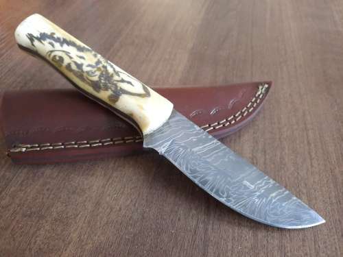 Handmade Damascus steel HUNTING  knife with Camel Bone handle scales. Crazy R1 start auction.