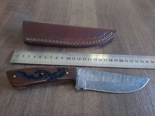 Handmade Damascus steel HUNTING  knife with Wooden handle scales. Forging error, please see pictures