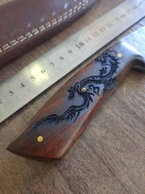 Handmade Damascus steel HUNTING  knife with Wooden handle scales. Forging error, please see pictures