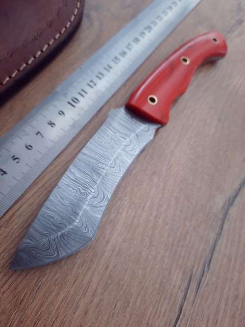 Handmade Damascus steel HUNTING  knife with Epoxy Resin handle scales. READ Description please.