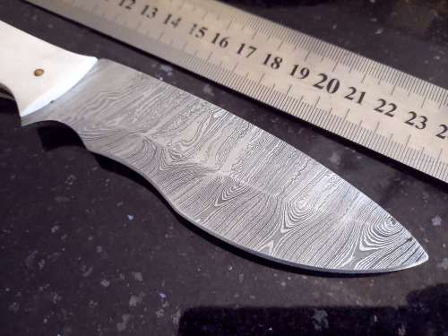 Handmade Damascus steel HUNTING  knife with Epoxy Resin handle scales.