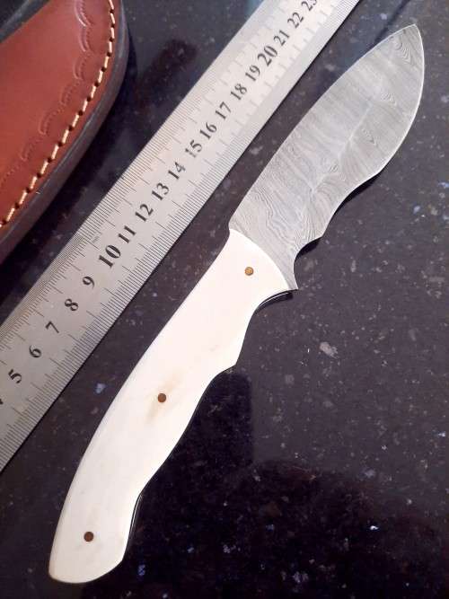 Handmade Damascus steel HUNTING  knife with Epoxy Resin handle scales.