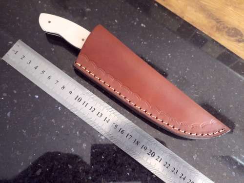 Handmade Damascus steel HUNTING  knife with Epoxy Resin handle scales.