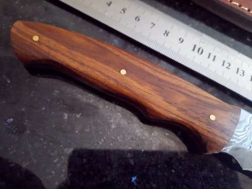 Handmade Damascus steel HUNTING  knife with Wooden handle scales. Please read description.