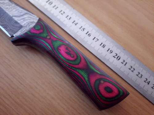 Handmade Damascus steel HUNTING  knife with Wooden handle scales. Please read description.