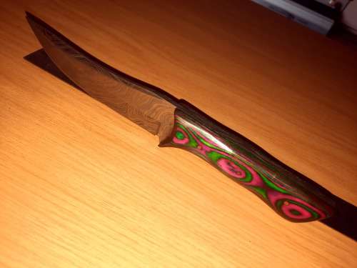 Handmade Damascus steel HUNTING  knife with Wooden handle scales. Please read description.