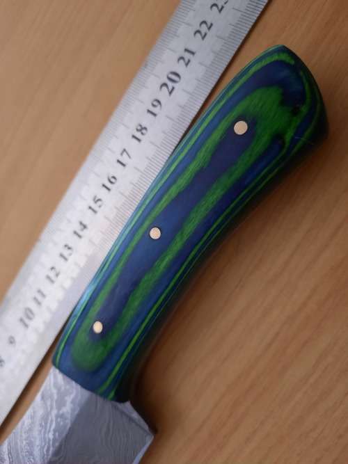 Handmade Damascus steel HUNTING  knife with Wooden handle scales. Please read description.