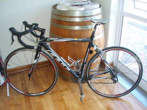 Carbon Fibre (Full) Felt F4 Road Bike