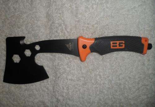 HATCHET/AXE With SLEEVE