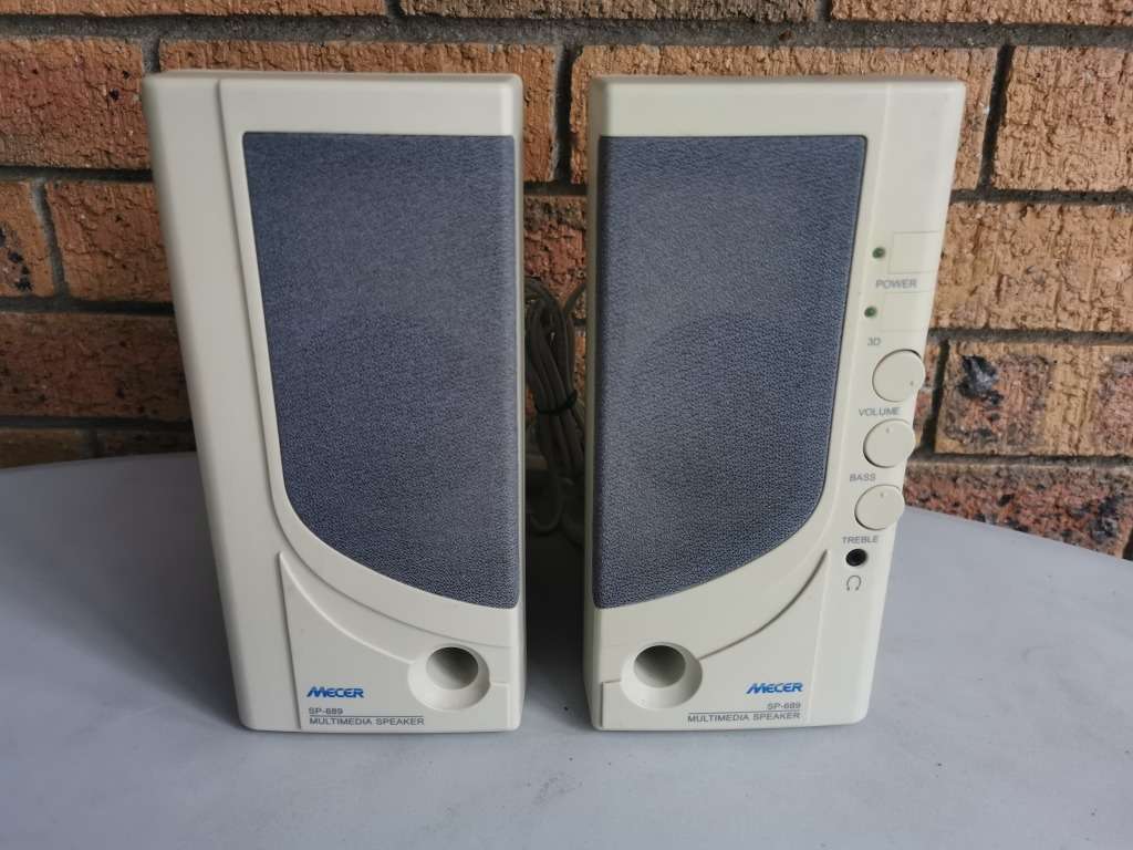 Mecer powered PC speakers