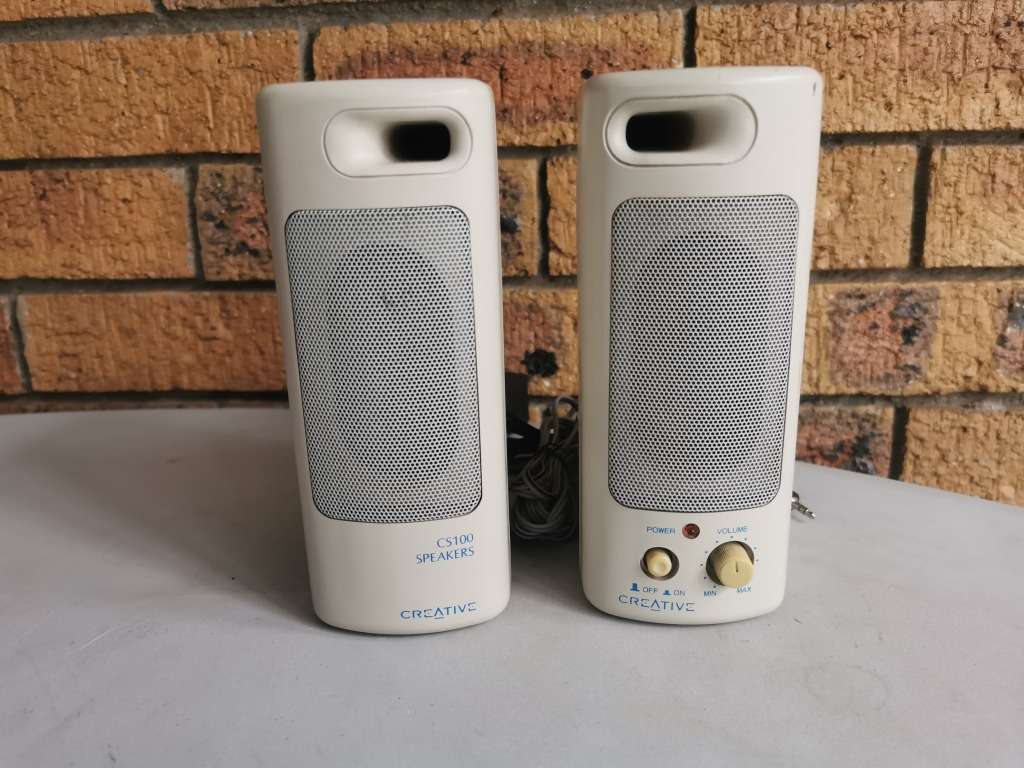 Creative CS100 PC speakers