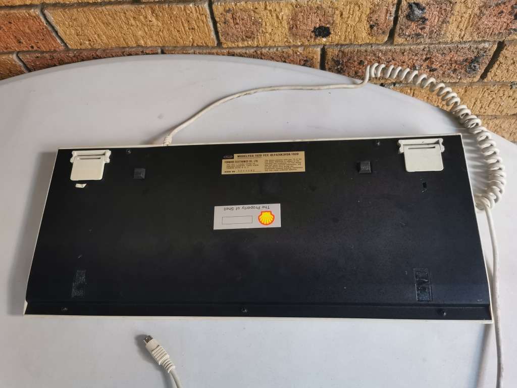 Tatung PS/2 mechanical keyboard