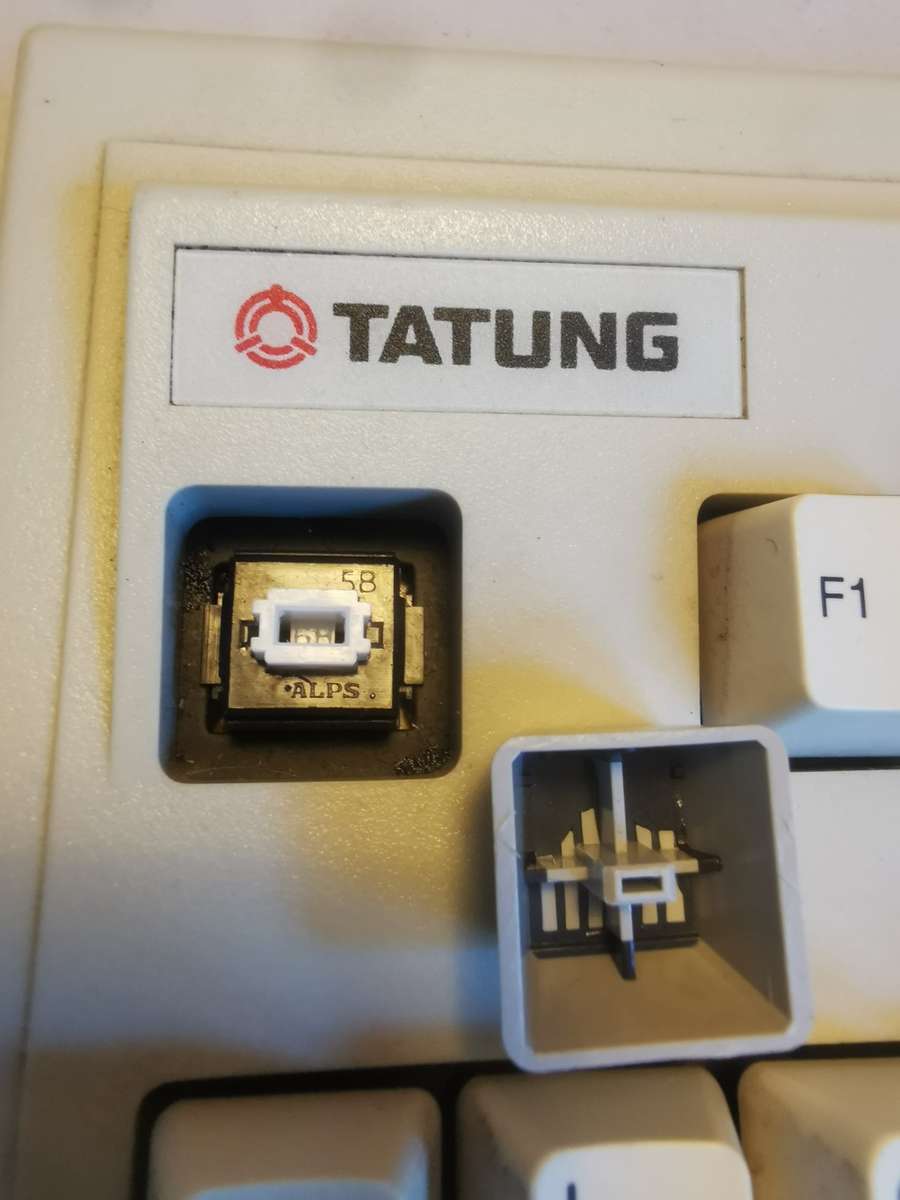 Tatung PS/2 mechanical keyboard