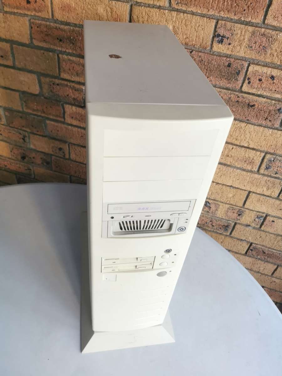 Pentium 120 full tower PC