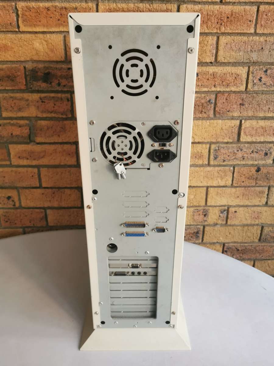 Pentium 120 full tower PC