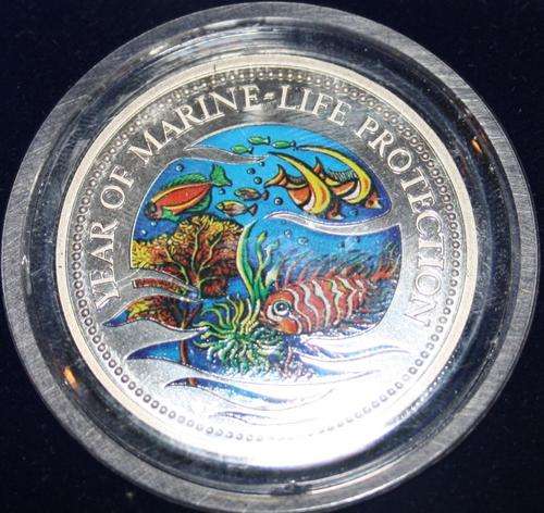 COLOURED COIN - PROOF SILVER !!