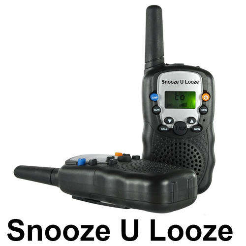 Set of 2 Two-way radio Set, 1 to 4 Km range (RRP R 650.00)  !!2 Sets available!! *NO combine charge*