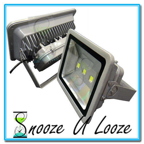 300W LED Floodlight  *SPECIAL OFFER* WAS R 1 850.00 NOW R 1 100.00
