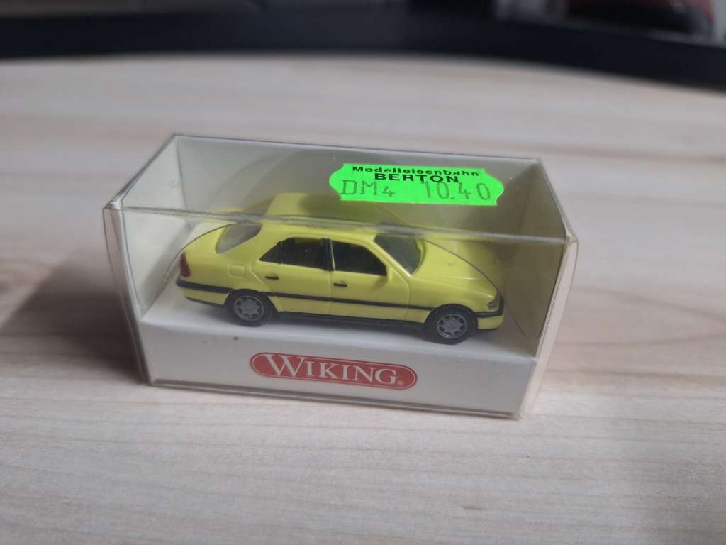 ho model cars & trucks