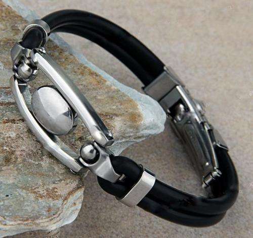 THE MOST UNIQUE LOOKING STAINLESS STEEL  AND  BLACK IRON RUBBER BRACELET