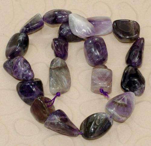 AMETHYST MIXED SHAPES   IRREGULAR   NATURAL  109GRMS  19 PIECES